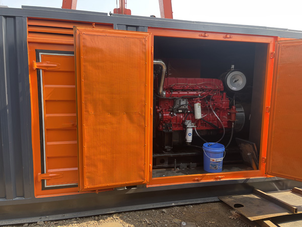 毕节柴油发电机组在高温环境下运行时需要注意哪些问题？